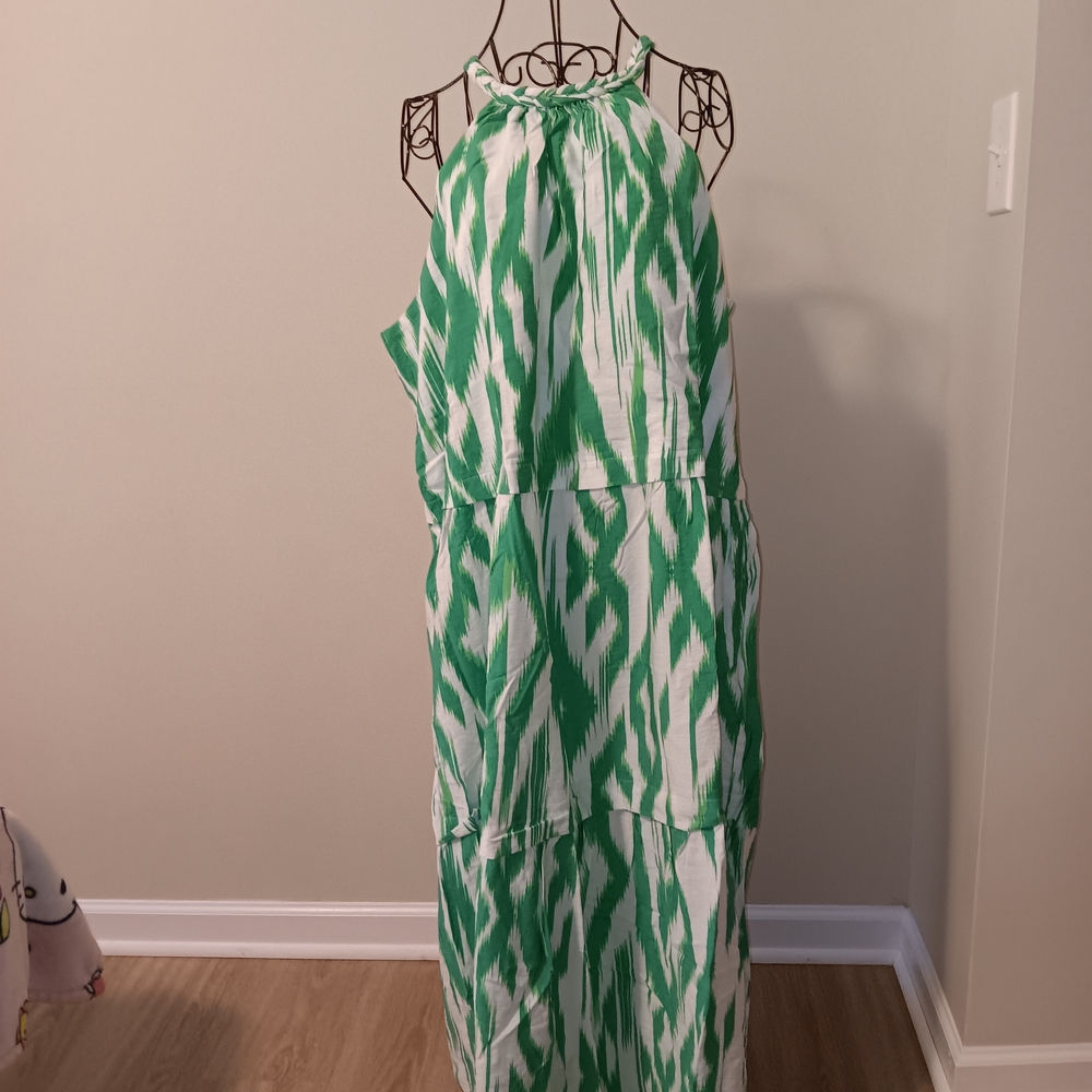 NWTS Plus-size Minty White Tribal Halter Dress (20) & Iridescent Aztec Earrings